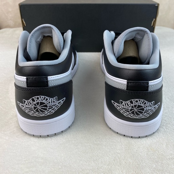 Nike Air Jordan 1 Low “Shadow” Light Smoke Grey - Picture 4 of 7